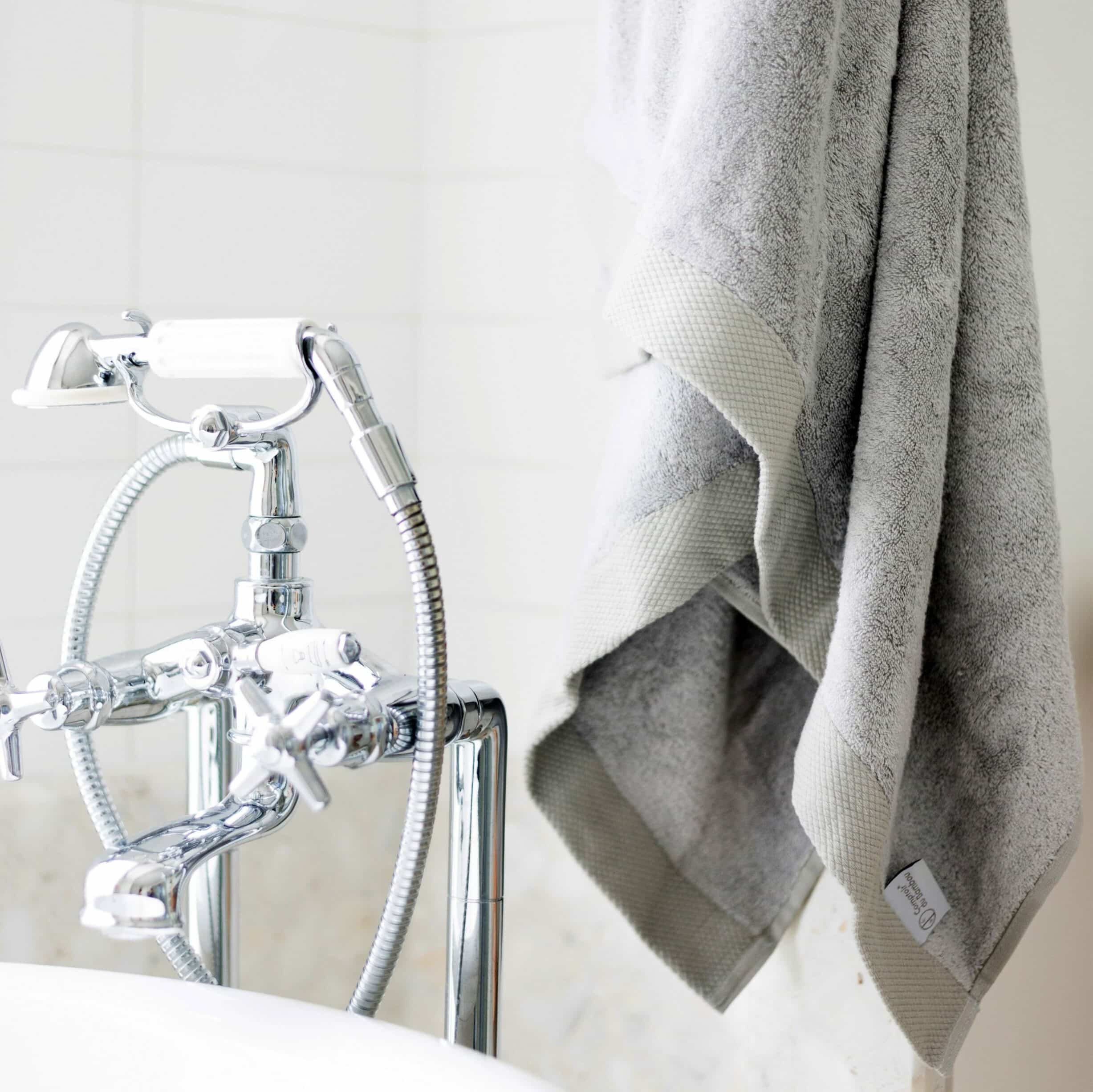 serviette de bain luxe