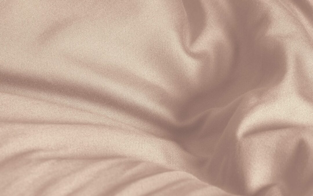 Quelle est la différence entre le satin de coton et le satin de Bambou
