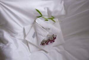 Linge de maison haut de gamme en fibre naturelle de bambou. Le luxe, le confort et la légèreté d'un linge de bain et de draps en fibre de bambou.