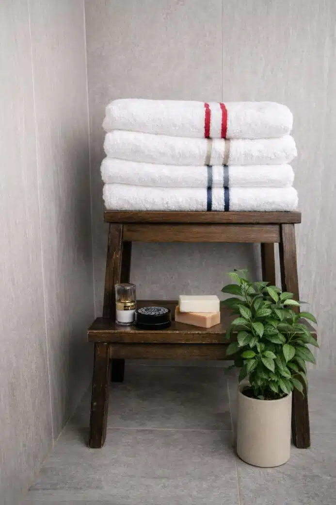 Serviettes de bain design Comptoir du Bambou, linge blanc premium en fibre naturelle de bambou